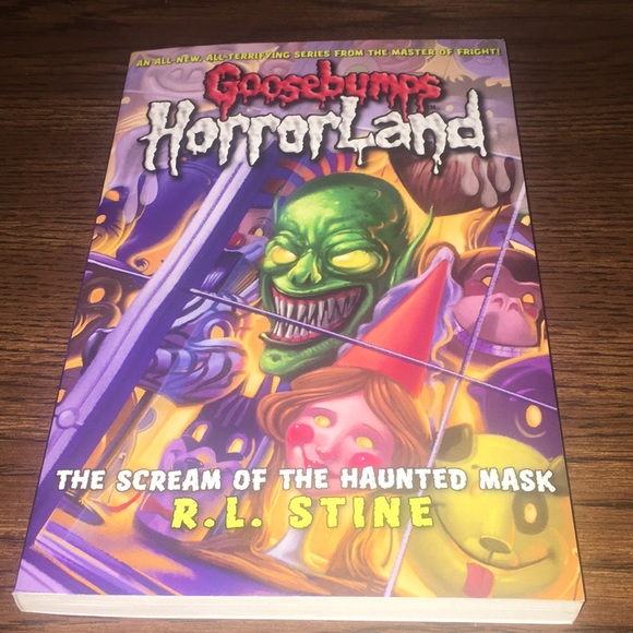 GOOSBUMPS HORRORLAND SET OF 10 PAPERBACKS FROM THE SERIES MASTERS OF FRIGHT - Picture 5 of 12